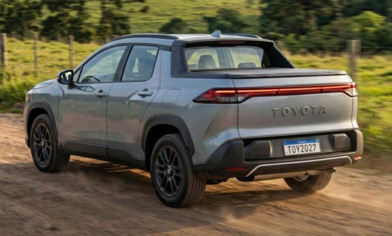 MDP Pick up Toyota Corolla trasera La Nueva Pick-Up de Toyota Basada en el Corolla Cross: El Futuro de la Movilidad Monocasco