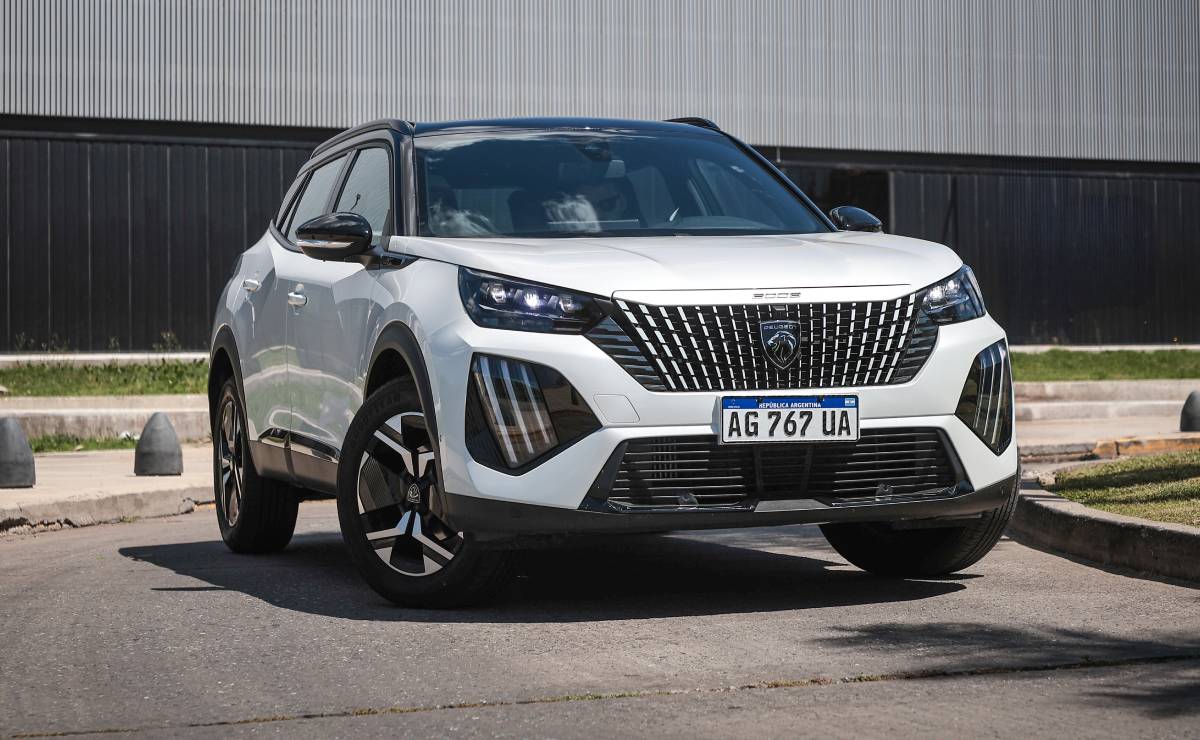 El Renacimiento del Segmento B de SUVs en Argentina: Chevrolet, Toyota y Peugeot en la Cima MDP Prueba Peugeot 2008 trompa El Renacimiento del Segmento B de SUVs en Argentina: Chevrolet, Toyota y Peugeot en la Cima