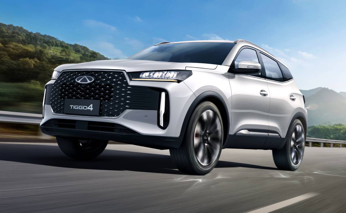 MDP SUV Chery Tiggo 4 accion Chery Tiggo 4 Hybrid: La Opción Económica que Revoluciona el Segmento de los SUV Híbridos