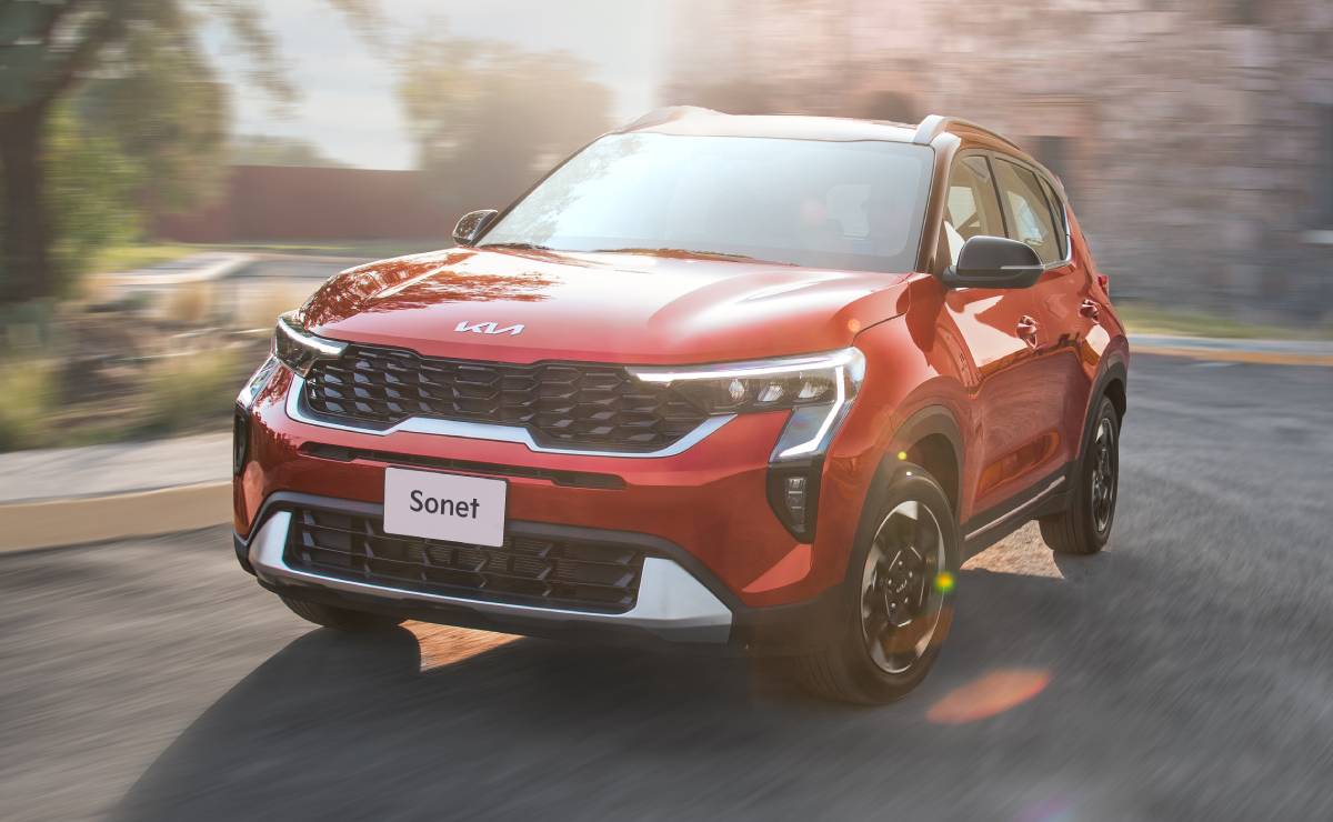 MDP SUV Kia Sonet 2027 accion Kia Sonet 2027: La llegada de la SUV más accesible con nuevas mejoras a México