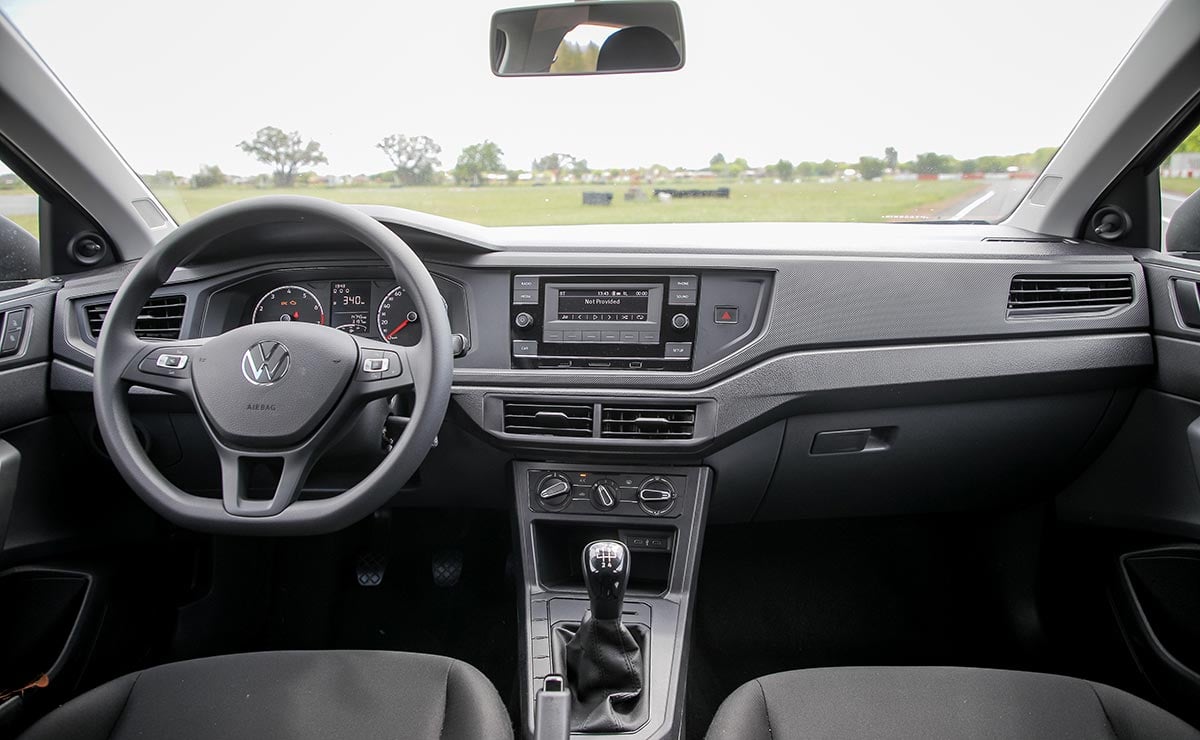 MDP Volkswagen Polo Track interior Volkswagen Polo: Un Hatchback que Redefine el Segmento B