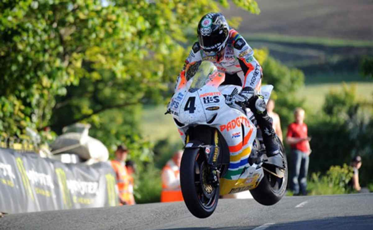 MDP carrera mas polemica iomtt 2 El TT de la Isla de Man: Pasión y Controversia en el Mundo del Motociclismo