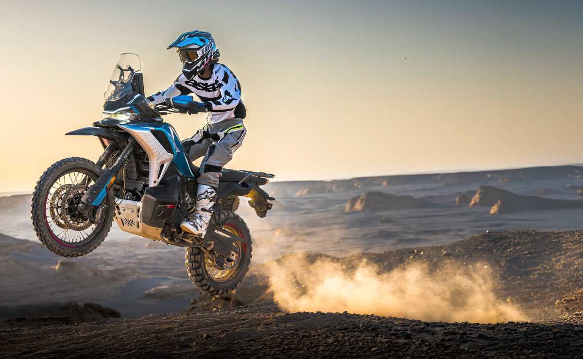 MDP cfmoto 1000 mt x 1 CFMoto 1000 MT-X: La 'Trail de Litro' que Revoluciona el Mercado Latinoamericano