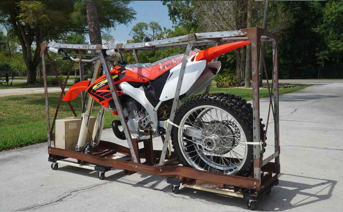 MDP honda cr250 2 El Fascinante Mundo de las Motos de Colección: ¿Por Qué se Pagan Fortunas?