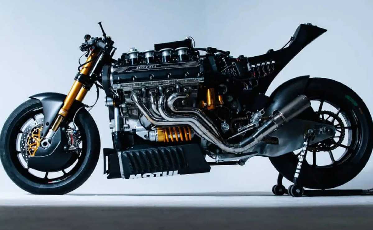 MDP moto motor ferrari 2 ¿Vale la Pena Invertir Medio Millón de Dólares en la Moto con Motor de Ferrari?
