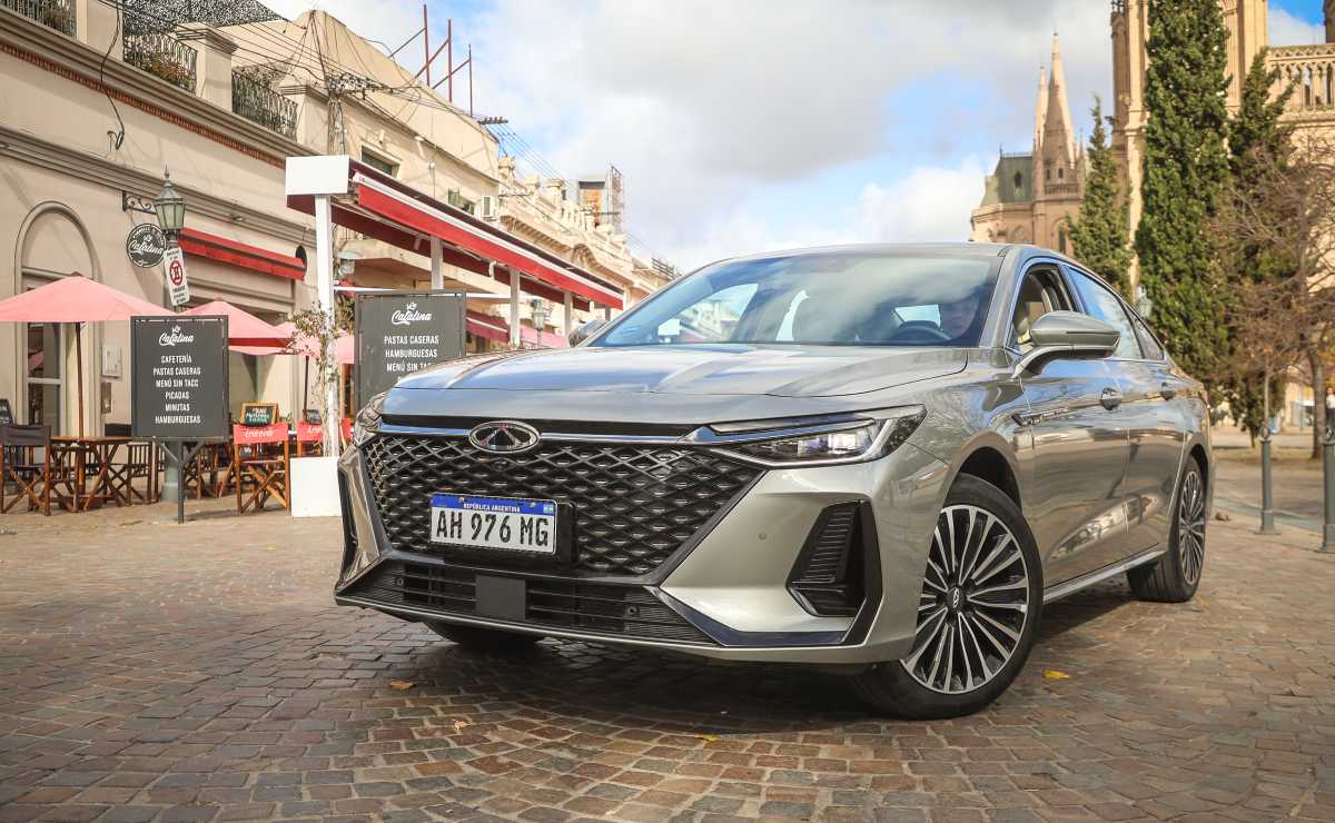 Chery Arrizo 8 Híbrido Enchufable: Un Salto Cuantitativo en el Segmento C MDP Chery Arrizo 8 7 Chery Arrizo 8 Híbrido Enchufable: Un Salto Cuantitativo en el Segmento C