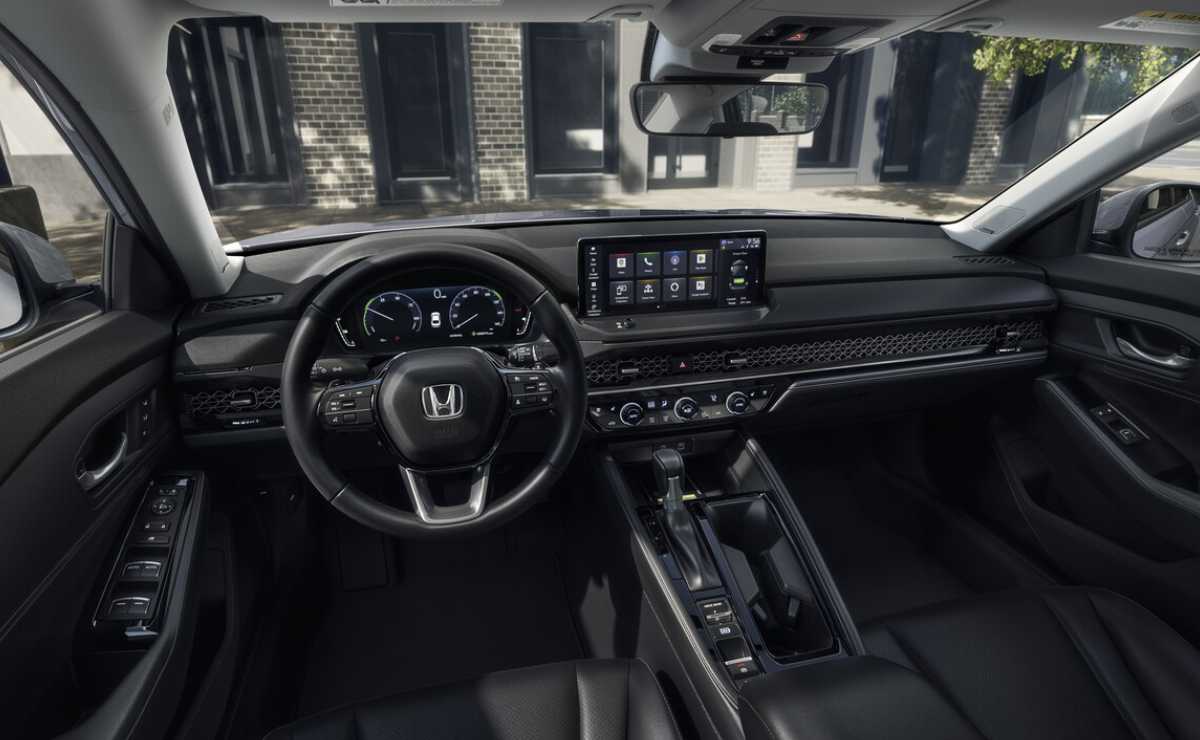 MDP Honda Accord hibrido 2 Honda Accord: El Sedán que se Resiste a Dejar el Camino Libre a las SUV
