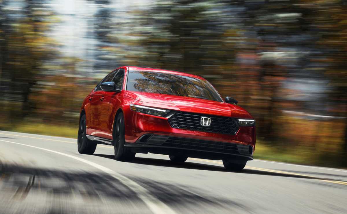 MDP Honda Accord hibrido 4 Honda Accord: El Sedán que se Resiste a Dejar el Camino Libre a las SUV