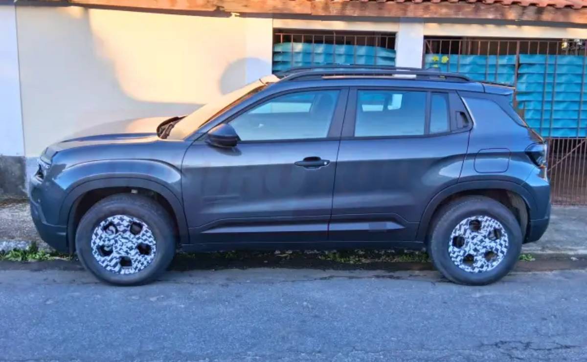MDP Jeep Avenger 2027 perfil 1 ¿El Jeep Avenger es el nuevo líder de los SUV compactos en Latinoamérica?