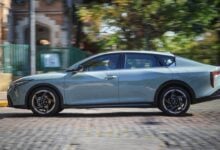 MDP KIA K4 perfil accion ¿Puede el Kia K4 Revitalizar el Segmento de Sedanes en un Mundo Dominado por los SUV?