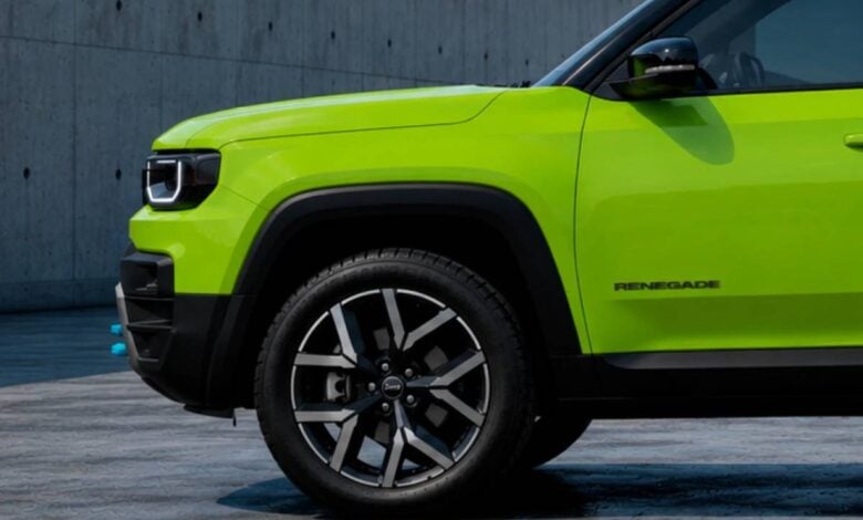 MDP Nuevo Jeep Renegade perfil ¿Está listo el nuevo Jeep Renegade para redefinir el mercado de SUVs compactos?