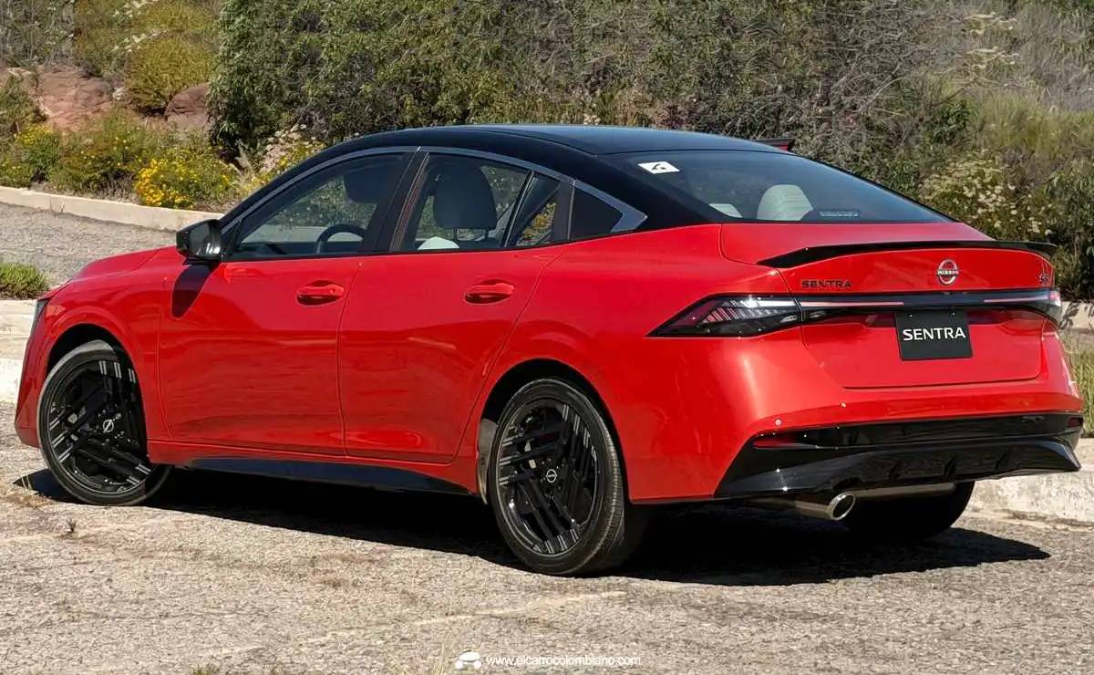 ¿Puede El Nuevo Nissan Sentra Revivir El Interés Por Los Sedanes En Un Mercado Dominado Por Los SUV? MDP Nuevo Nissan Sentra trasera 2 ¿Puede El Nuevo Nissan Sentra Revivir El Interés Por Los Sedanes En Un Mercado Dominado Por Los SUV?