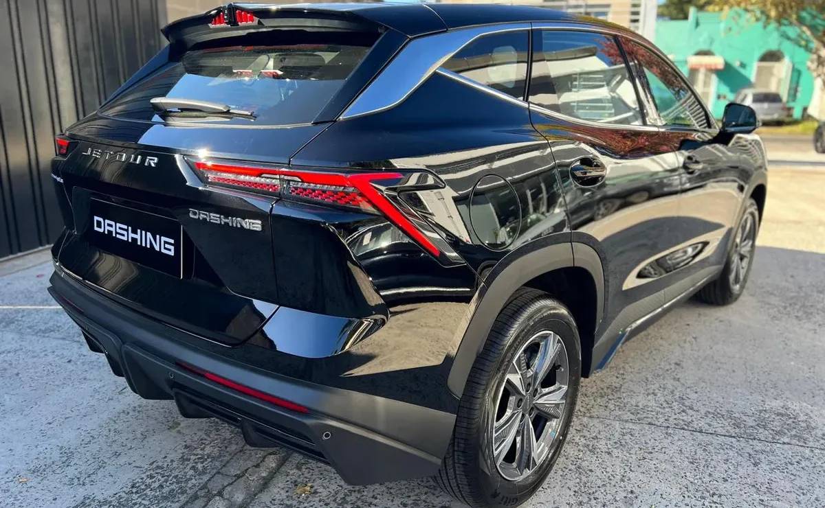 Jetour Dashing: La llegada de la SUV china que promete revolucionar el mercado argentino MDP SUV Jetour Dashing 1.5 trasera Jetour Dashing: La llegada de la SUV china que promete revolucionar el mercado argentino