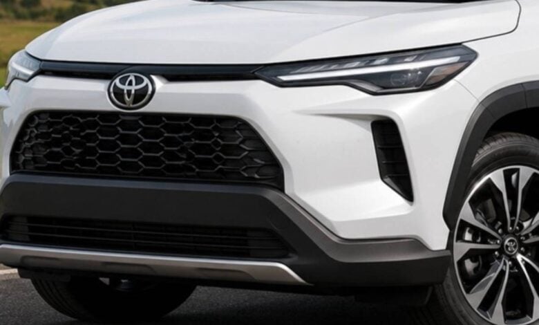 MDP Toyota Corolla Cross pick up teaser Toyota se Aventura en el Segmento de Pick-Ups con la Novedosa Corolla Cross: ¿Qué nos Espera?