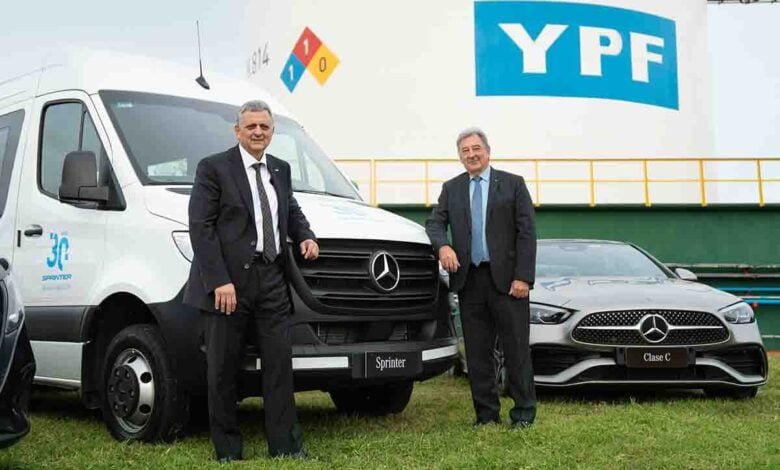 YPF y Prestige Auto: Un Nuevo Rumbo en la Movilidad Sostenible MDP YPF y Mercedes Benz Sprinter 2 YPF y Prestige Auto: Un Nuevo Rumbo en la Movilidad Sostenible