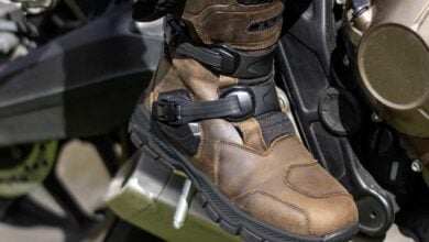 MDP calzado para moto El Calzado de Moto: La Armadura Silenciosa del Motociclista Moderno