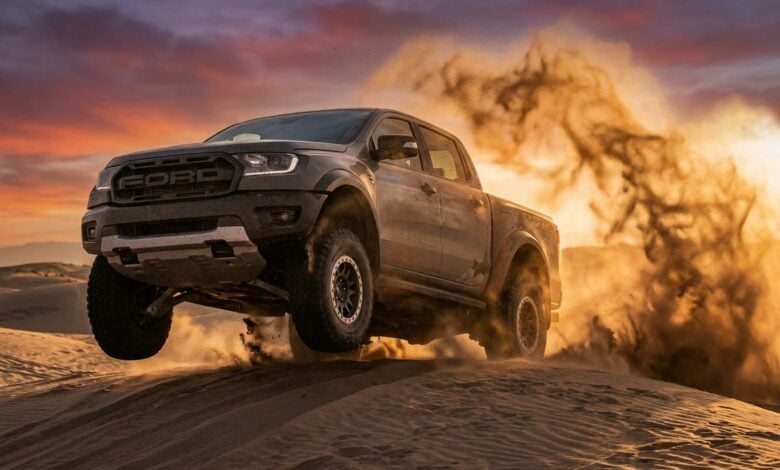 MDP de 135 cv a volar dunas como las pickups americana La Evolución de las Pick-Ups: De la Chevy C-10 a la Avanzada Ford Ranger Raptor