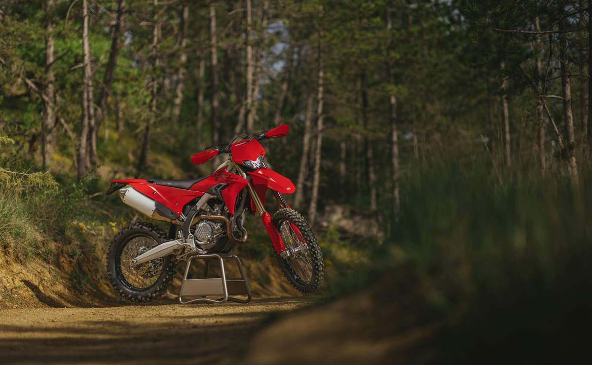 Ducati Desmo450 EDS: La Revolución del Enduro que Todos Esperaban MDP ducati desmo450 eds 2 Ducati Desmo450 EDS: La Revolución del Enduro que Todos Esperaban