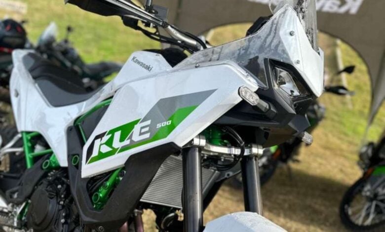 La Llegada Más Esperada del Año: Kawasaki KLE 500 SE Desembarca en Argentina MDP kawasaki kle 500 lanzamiento argentina 4 La Llegada Más Esperada del Año: Kawasaki KLE 500 SE Desembarca en Argentina