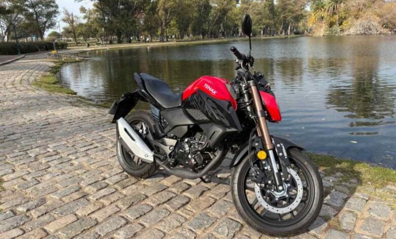 MDP siam tenax 200 test ride 1 Siam Tenax 200: La Revelación de las Naked Urbanas
