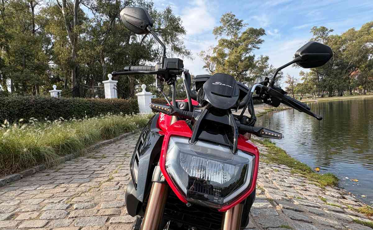 Siam Tenax 200: La Naked que Revoluciona el Mercado de Baja Cilindrada MDP siam tenax 200 test ride 6 Siam Tenax 200: La Naked que Revoluciona el Mercado de Baja Cilindrada