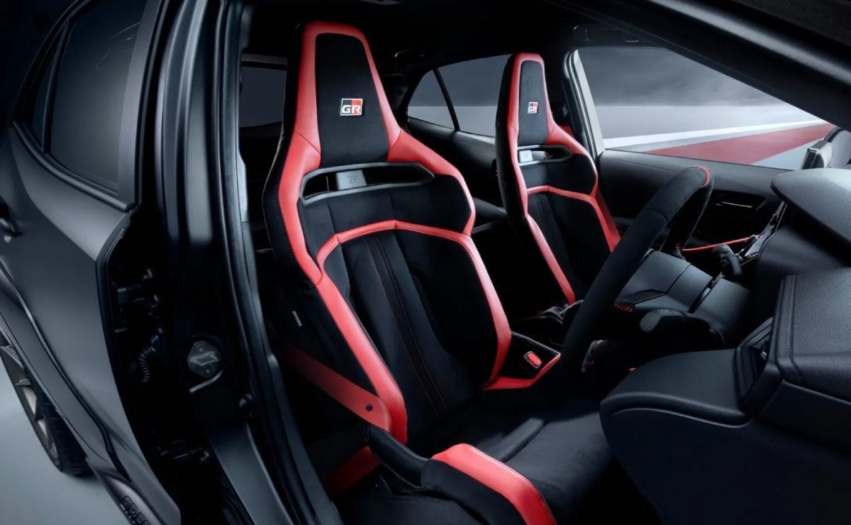 Toyota GRMN Corolla: La Nueva Joya Deportiva que Sacudirá el Mercado Automotriz MDP toyota grmn corolla 2 Toyota GRMN Corolla: La Nueva Joya Deportiva que Sacudirá el Mercado Automotriz