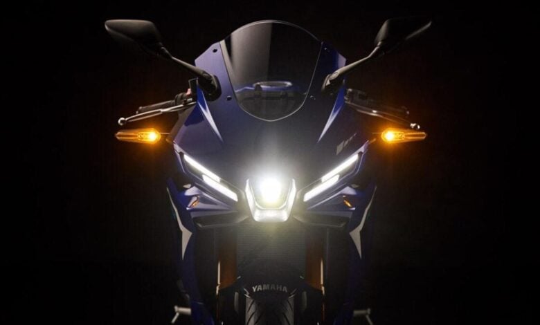 MDP yamaha r3 japon frente La Anticipada Llegada de la Yamaha YZF-R2: ¿La Gran Revolución del Mercado de Motos Deportivas?