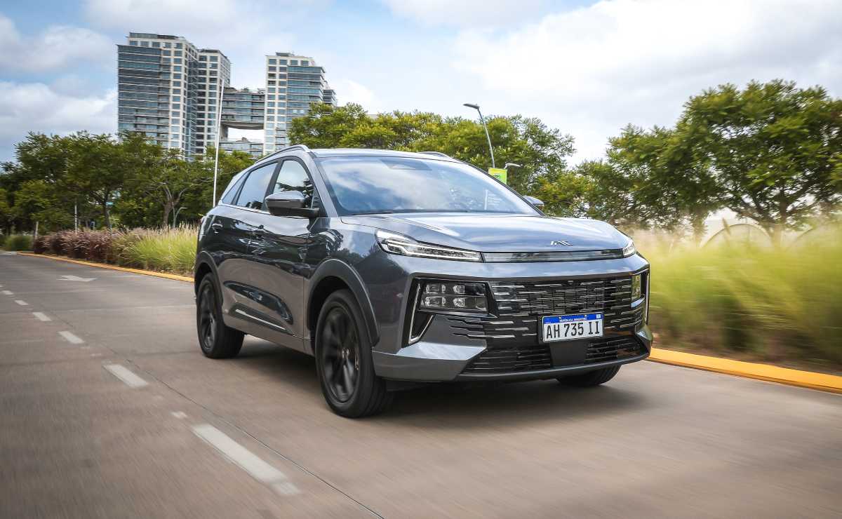 JAC JS6 PHEV: La Fusión de Tecnología Híbrida y Potencia en el Mercado Argentino MDP JAC JS6 PHEV 2026 JAC JS6 PHEV: La Fusión de Tecnología Híbrida y Potencia en el Mercado Argentino