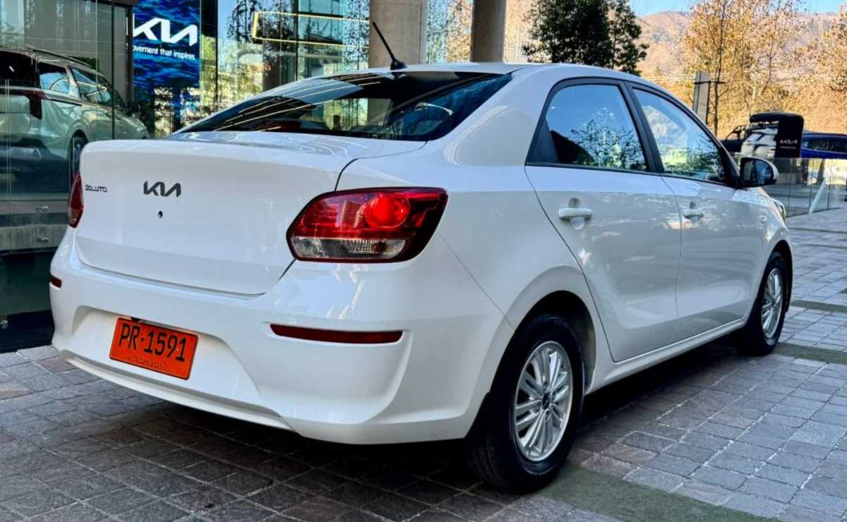 ¿Por qué el nuevo Kia Soluto automático podría dominar el mercado chileno? MDP Kia Soluto Sedan ¿Por qué el nuevo Kia Soluto automático podría dominar el mercado chileno?