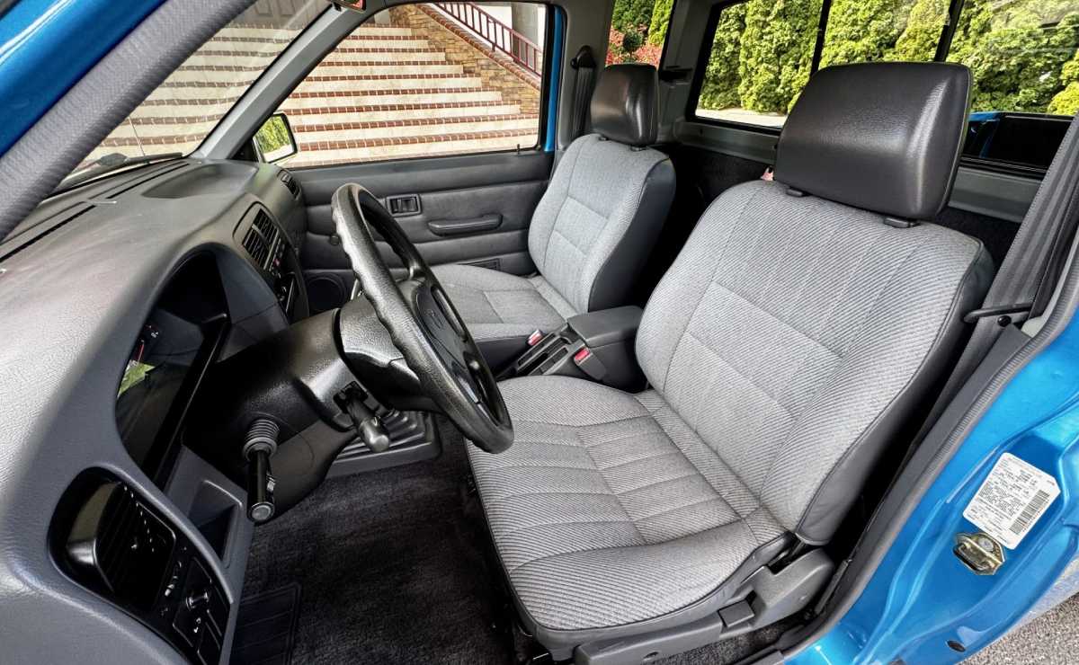 MDP Nissan Pick up 1995 3 La Nissan Hardbody que desafía al tiempo: Una joya clásica en subasta