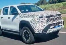 MDP Nueva Toyota Hilux camuflada La Toyota Hilux 2024: Renovación y Dominio en el Segmento de Pick-Ups