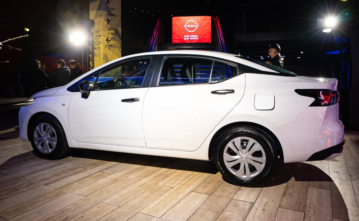 MDP Nuevo Nissan Versa 2026 perfil Nissan Versa 2026: Renovación que Promete Conquistar el Mercado Chileno