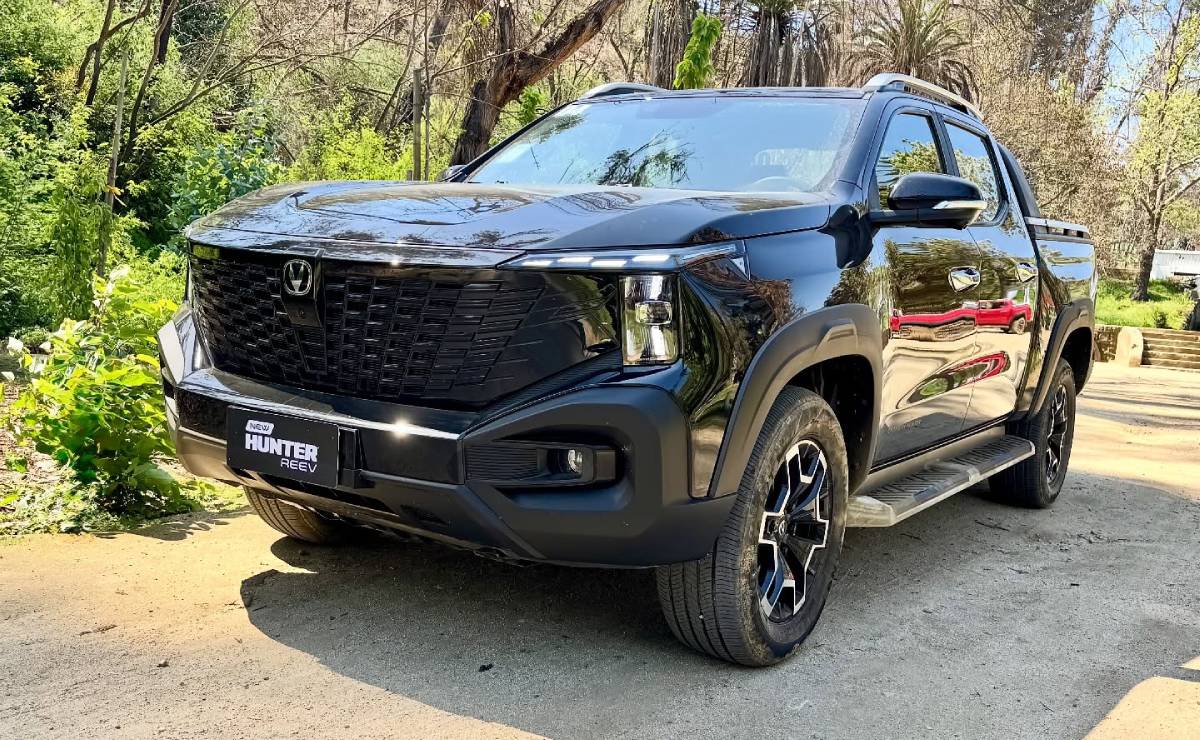 MDP Pick up Changan Hunteer REEV frente Changan Hunter REEV: La Electromovilidad Llega a las Pick Ups en Chile