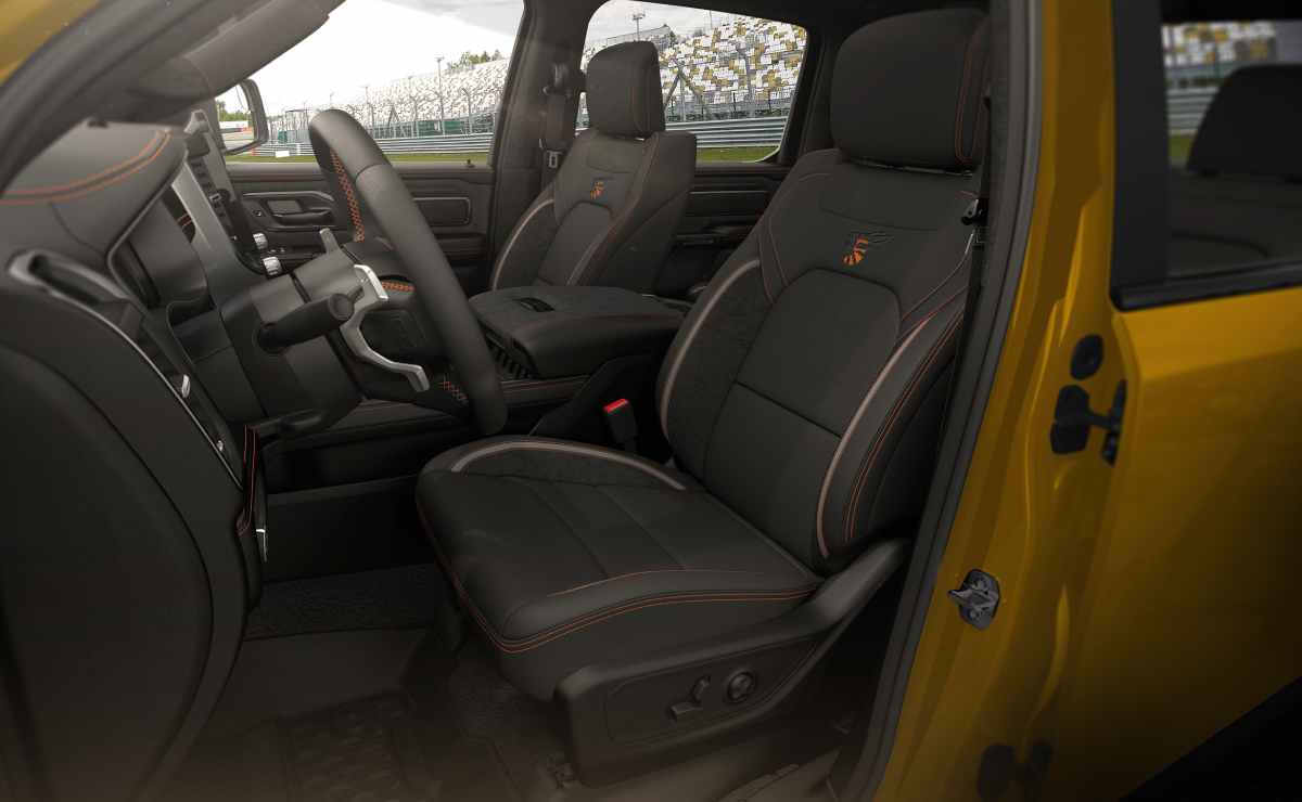 MDP RAM 1500 Rumble Bee 1 RAM 1500 Rumble Bee Muscle Trucks 2027: El Rugido que Revoluciona el Camino