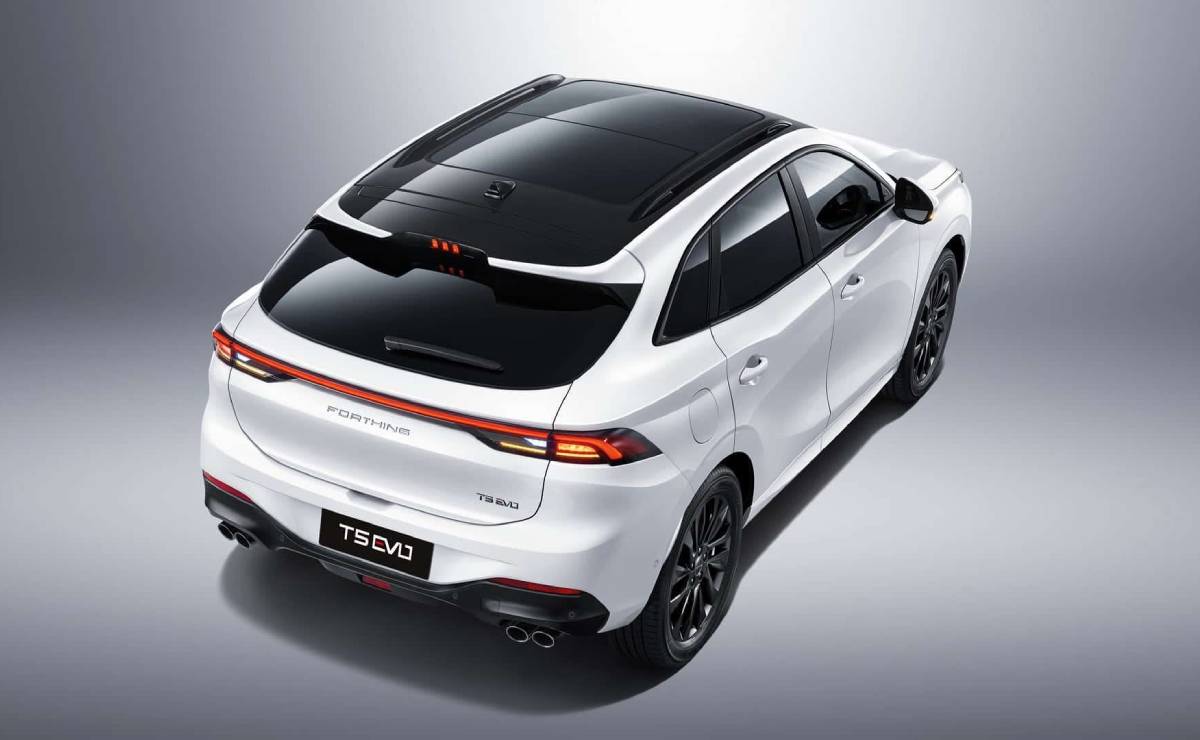 Fuerza y Seguridad: Así Forthing Impacta el Mercado Argentino con el Nuevo T5 EVO MDP SUV Forthing T5 EVO trasera Fuerza y Seguridad: Así Forthing Impacta el Mercado Argentino con el Nuevo T5 EVO