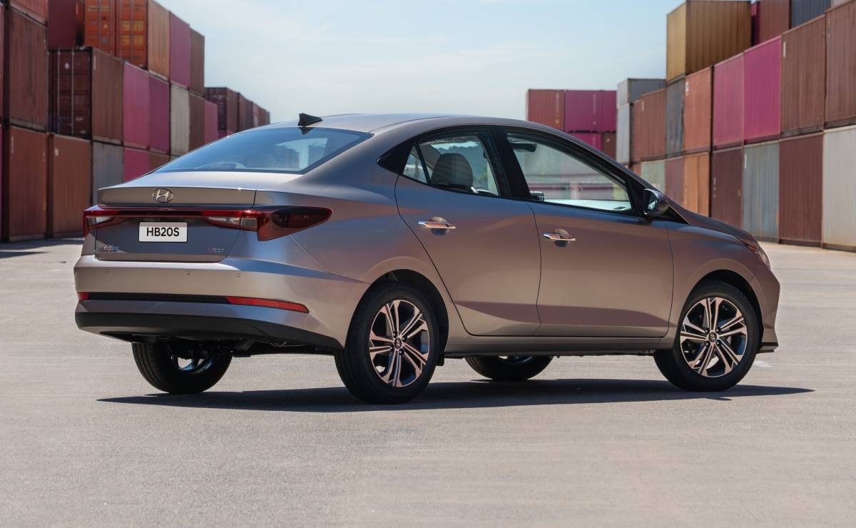 Hyundai HB20S: El Sedán Compacto que Desafía la Hegemonía de los SUV MDP Sedan Hyundai HB20S trasera 1 Hyundai HB20S: El Sedán Compacto que Desafía la Hegemonía de los SUV