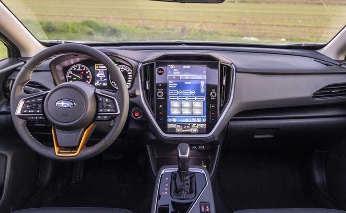 MDP Subaru Crosstrek 4Wild interior Subaru Crosstrek 2027: La Evolución Híbrida que Redefine el Segmento de los SUVs Medianos