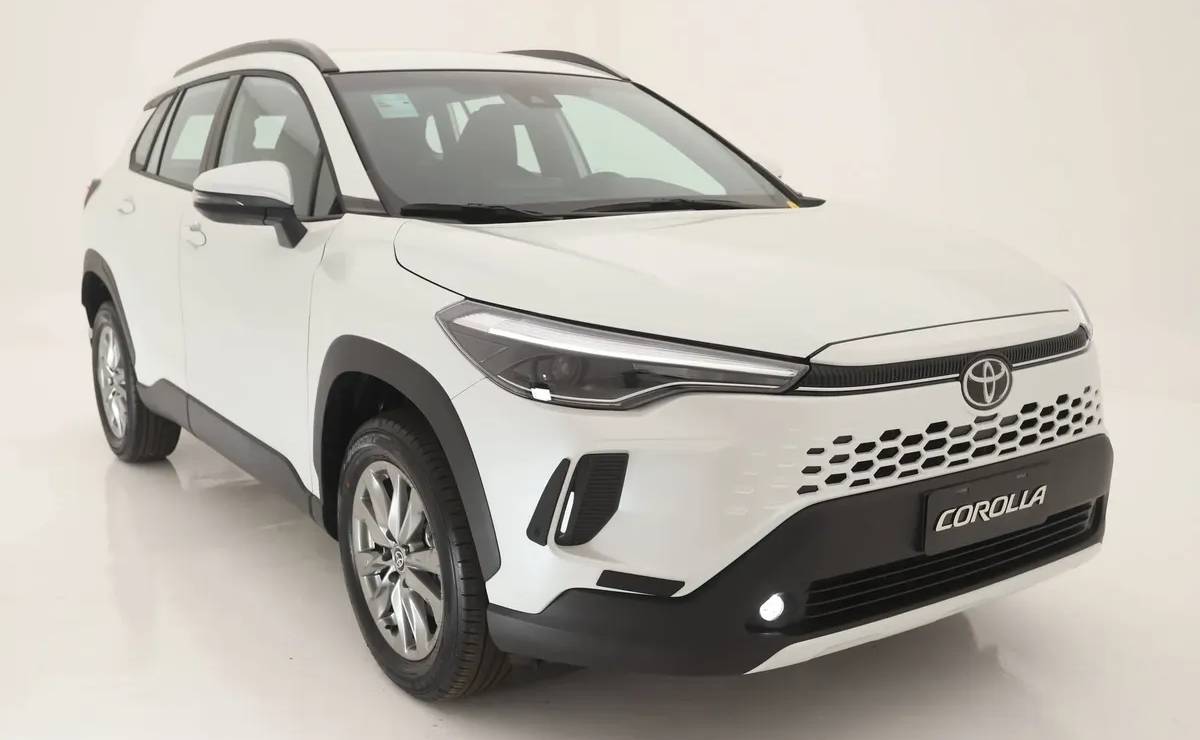 MDP Toyota Corolla Cross XLI frente Toyota Corolla Cross XLI: El SUV de Entrada que Revoluciona el Segmento