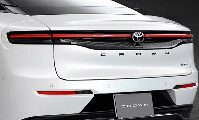 Toyota Crown Crossover 2027: la esperada renovación que une elegancia y versatilidad MDP Toyota Crown Crossover teaser Toyota Crown Crossover 2027: la esperada renovación que une elegancia y versatilidad