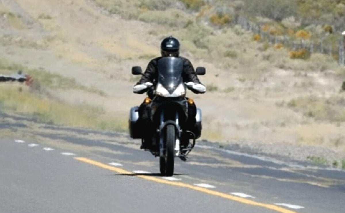 De un Accidente a una Pasión Eterna: La Trayectoria de Roberto Vicente Martínez en el Mundo de las Motos MDP entrevisra rvm 1 De un Accidente a una Pasión Eterna: La Trayectoria de Roberto Vicente Martínez en el Mundo de las Motos