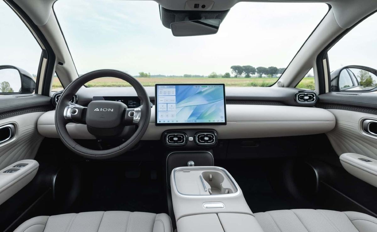 MDP gac aion ut 1 1 GAC AION UT: El Hatchback Eléctrico que Revoluciona la Movilidad Urbana