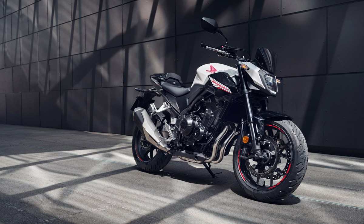Honda Rinde de Nuevo: La Estrategia de Ajuste de Precios Llega a la CB500 Hornet MDP honda cb 500 hornet vs honda cb 500f Honda Rinde de Nuevo: La Estrategia de Ajuste de Precios Llega a la CB500 Hornet