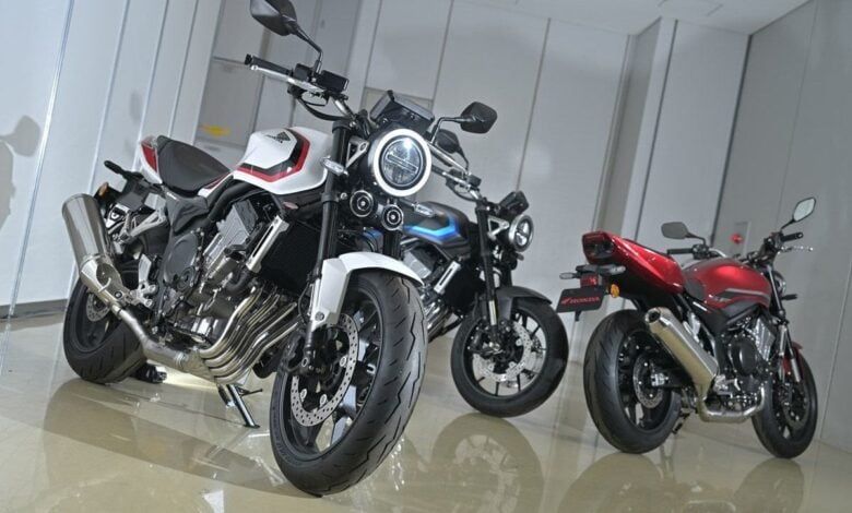 Honda CB400 Super Four: El regreso de una leyenda con tecnología de punta MDP honda cb400 e clutch3 Honda CB400 Super Four: El regreso de una leyenda con tecnología de punta