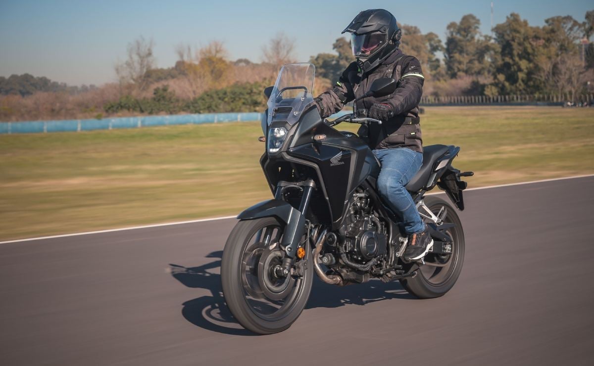 Honda NX500: La esperada trail mediana ahora más accesible MDP honda nx500 guia de compra accion Honda NX500: La esperada trail mediana ahora más accesible