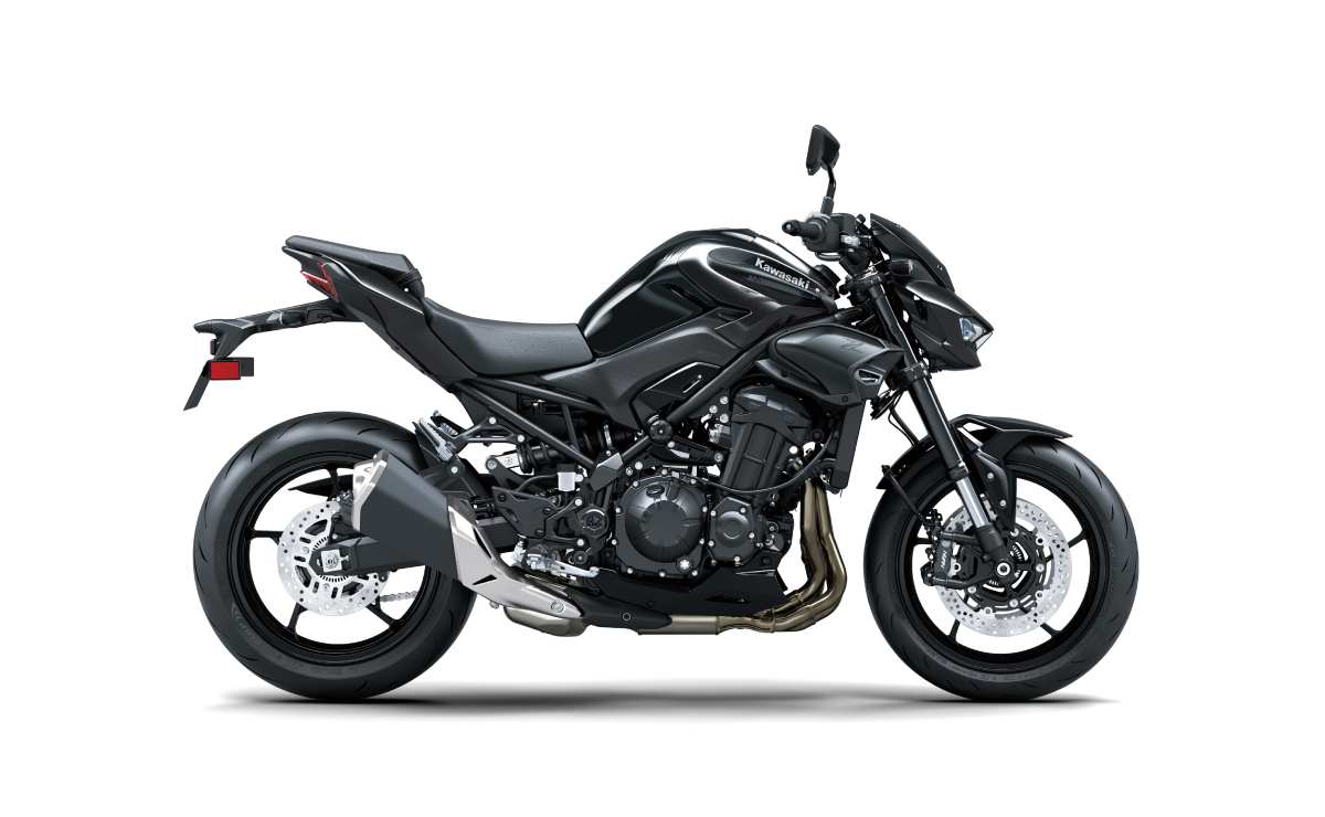 MDP kawasaki z900 black edition 1 La Kawasaki Z900 ABS Black Edition: Elegancia y Rendimiento Sobresaliente