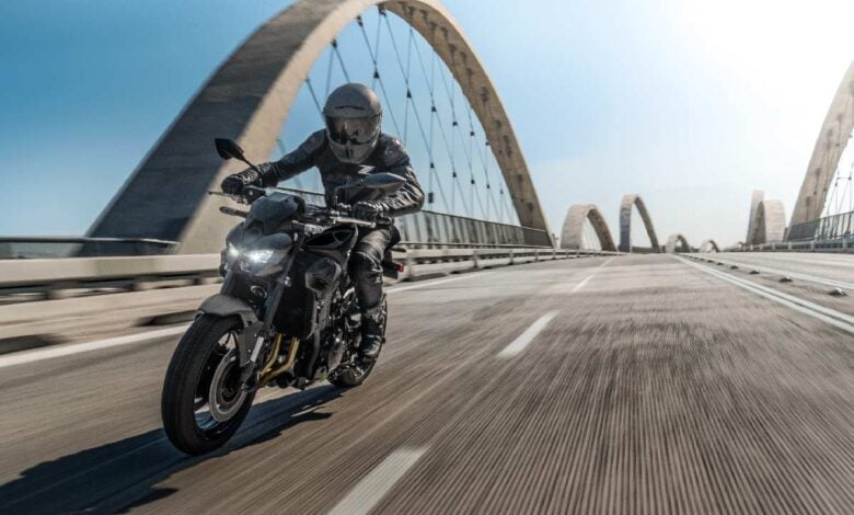 MDP kawasaki z900 black edition La Kawasaki Z900 ABS Black Edition: Elegancia y Rendimiento Sobresaliente