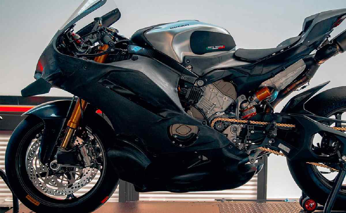 Revolución en las pistas: El nuevo kit de competición para la Ducati Panigale V4 MDP kit ducati panigale Revolución en las pistas: El nuevo kit de competición para la Ducati Panigale V4