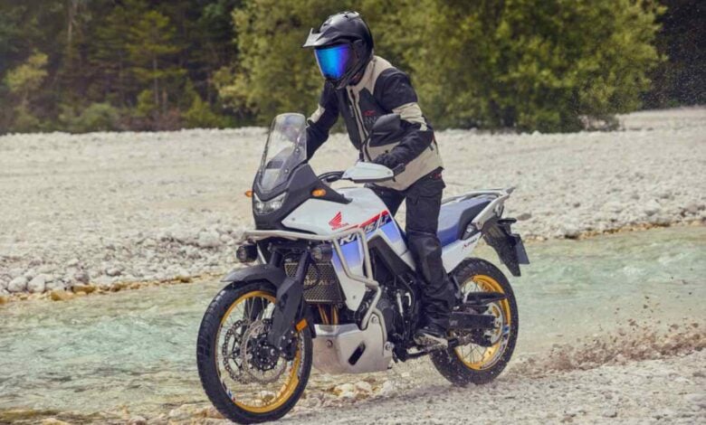 MDP lanzamiento honda transalp 750 Honda XL750 Transalp: La Aventura de Media Cilindrada que Regresa a Argentina