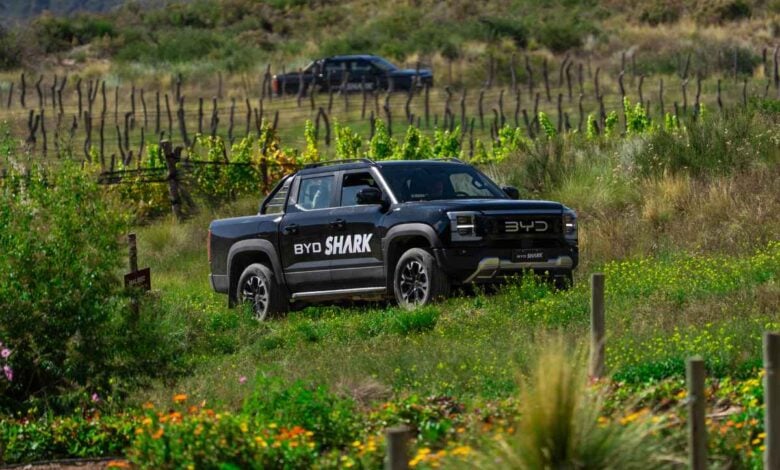 ¿La BYD Shark redefinirá el mercado de pick-ups con su innovador sistema híbrido enchufable? MDP BYD Shark 3 ¿La BYD Shark redefinirá el mercado de pick-ups con su innovador sistema híbrido enchufable?