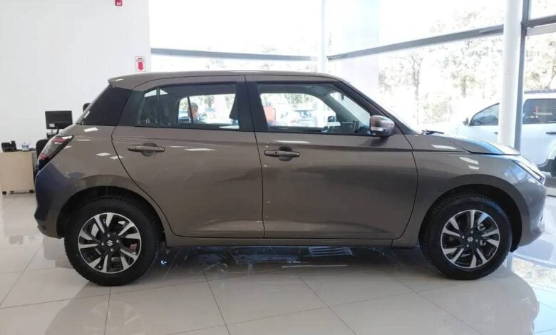 MDP Hatchback Suzuki Swift Hybrid perfil El Suzuki Swift Hybrid aterriza en Argentina: ¿Revolución en eficiencia y seguridad?